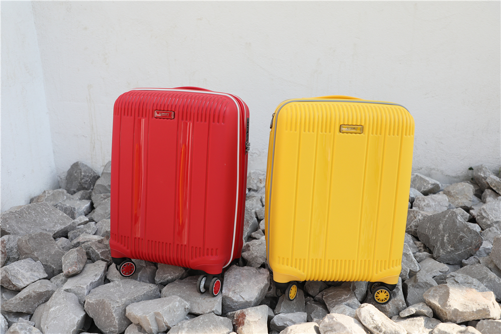 旅行箱为什么比较软,旅行箱的优缺点
