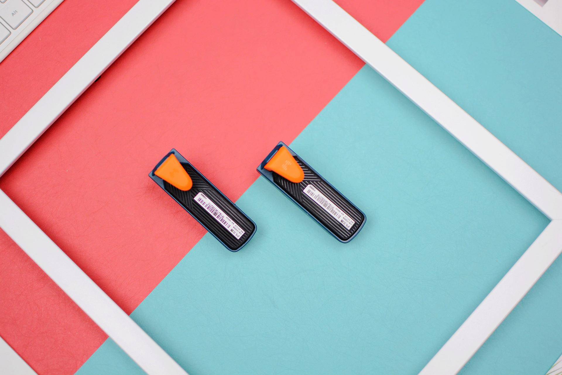 只用一个吃鸡神器手感更好,手机吃鸡神器按键最好用的一款