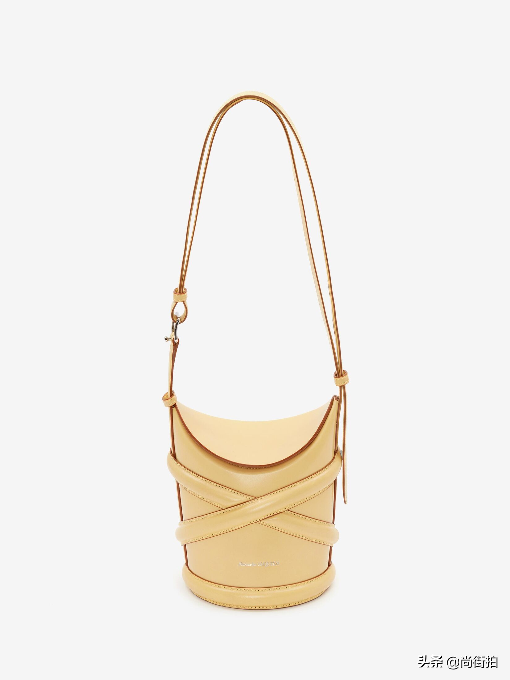 鍏ㄦ櫤璐ゅ湪burberry鐨勭鍦鸿儗鐨勫寘,鍏ㄦ櫤璐ょ鍦哄悓娆惧寘