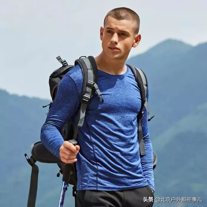 徒步需要带的装备清单,户外徒步装备必买清单