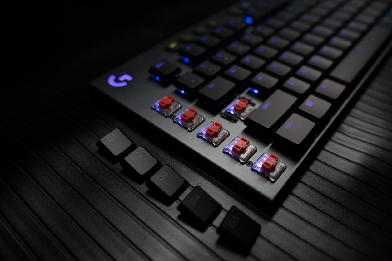 罗技矮轴键盘g813,罗技g813灯光旁边的那个键是什么