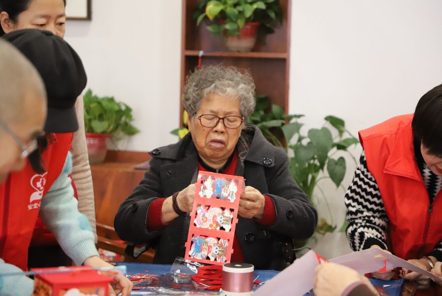 欢欢喜喜迎新年手工活动,迎新春手工活动