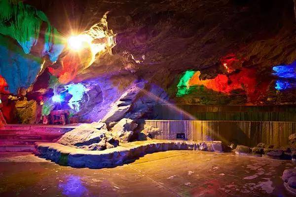 温泉小镇44平房子效果图,温泉小镇6层洋房