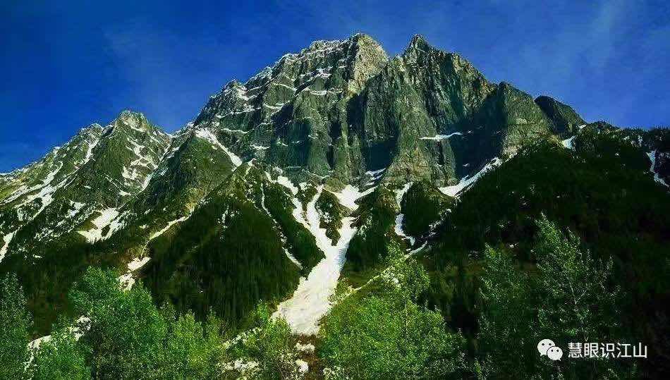 黄金镇过夜缅怀华工历史贡献