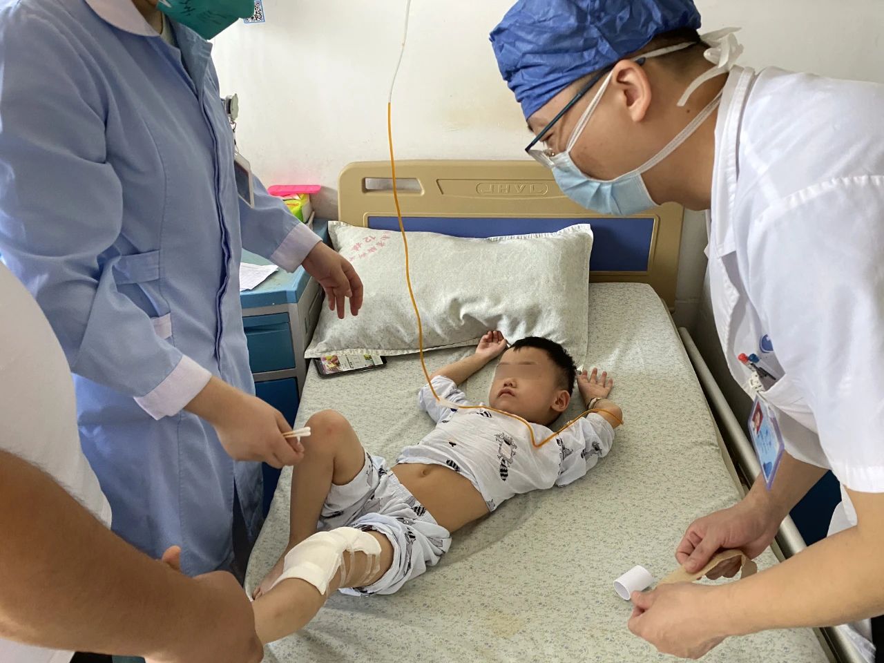 3岁小朋友说腿疼,三岁孩子老是说腿疼做什么检查呢