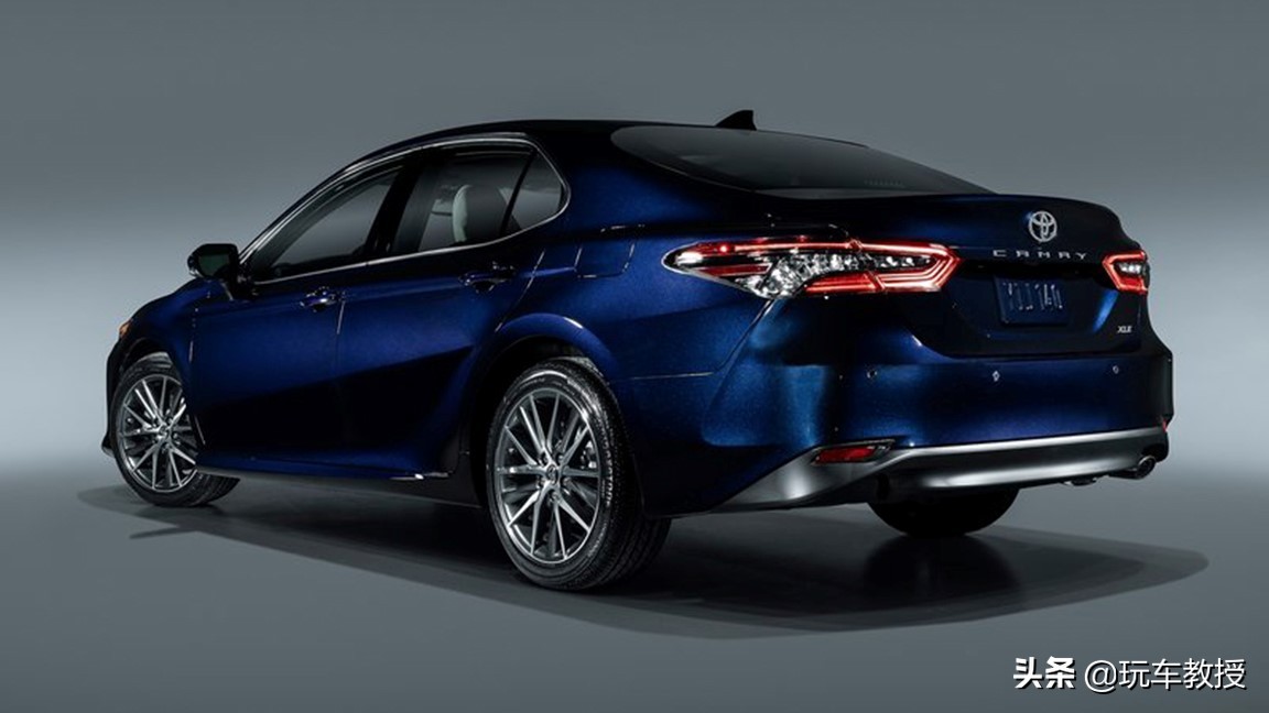 30万丰田凯美瑞混动最新款,凯美瑞全球销量累计多少台