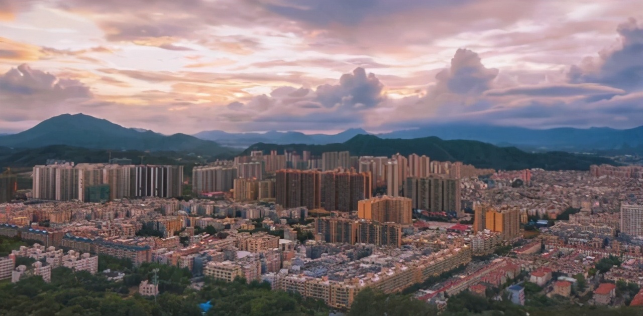 阳春市历史变迁,高州和阳春哪个城市发展好