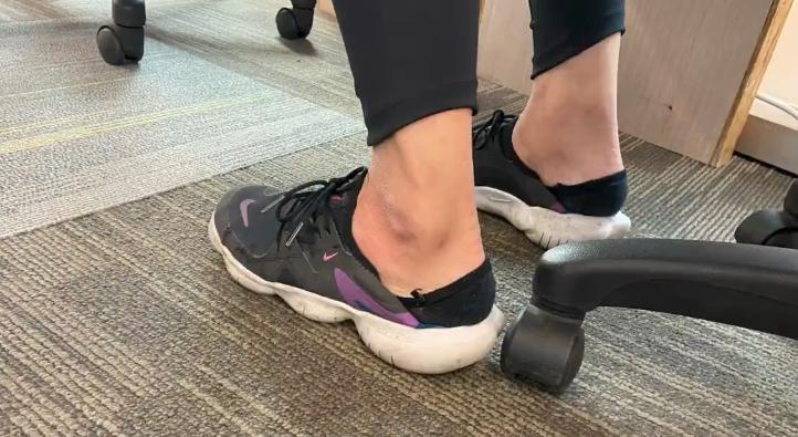 耐克脚感爆棚的鞋,足力健耐克