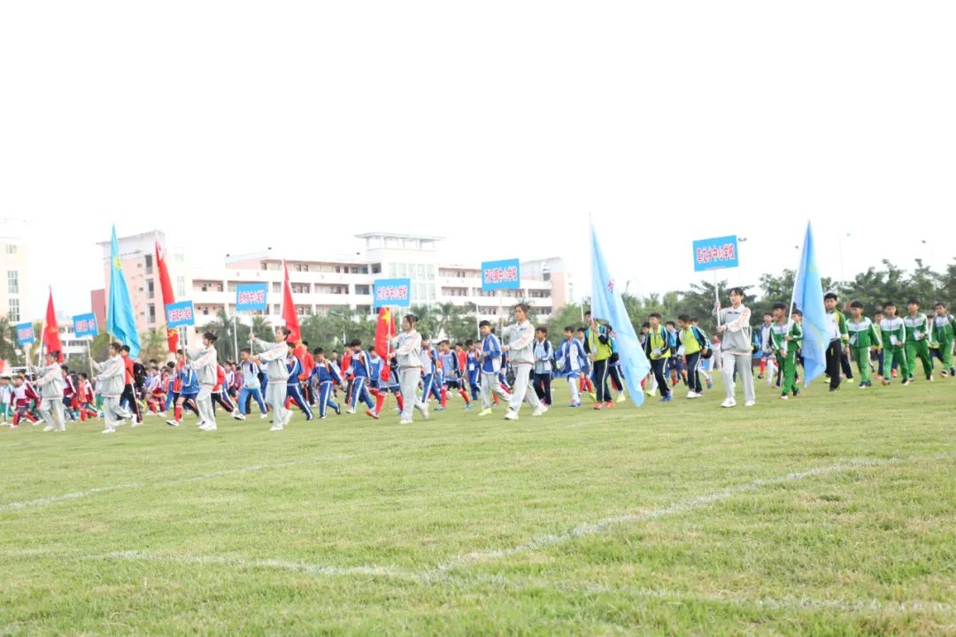 白沙足球比赛,小学校园足球联赛圆满落幕报道