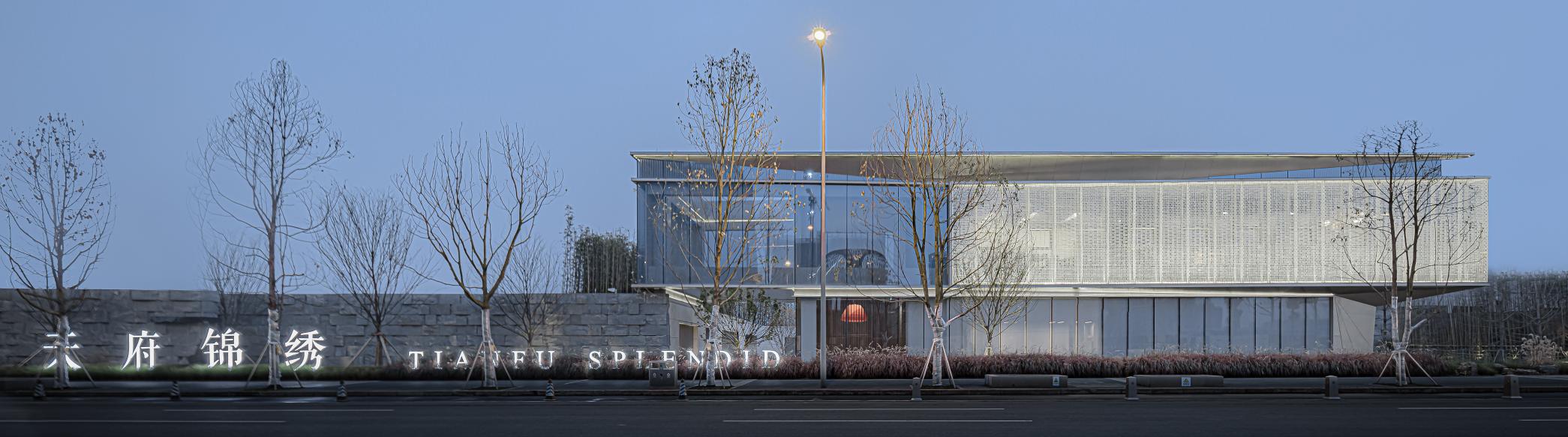 国庆看不一样的展览,成都万科和昆明万科有什么区别