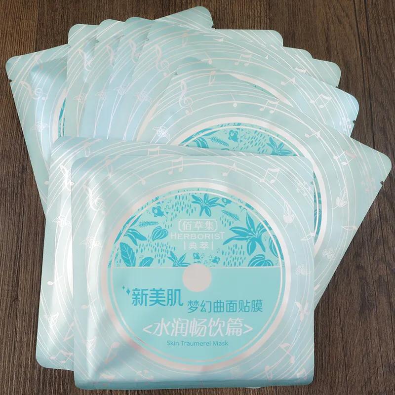 片状面膜和海藻面膜哪个好用,片状面膜和涂抹面膜哪个好一点