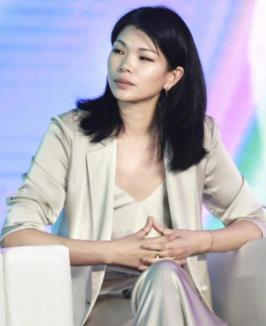 吕燕亚洲第一超模,模特丑小鸭吕燕