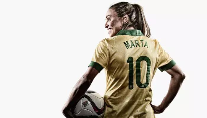 玛塔不是穿裙子的贝利玛塔就是玛塔|MARTA最强之人