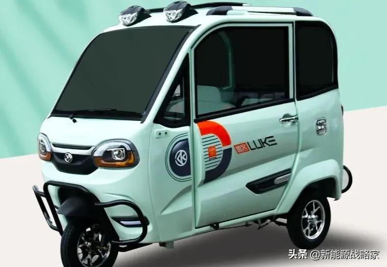 电动三轮车带棚拉货最新款,电动三轮车挡雨最新款