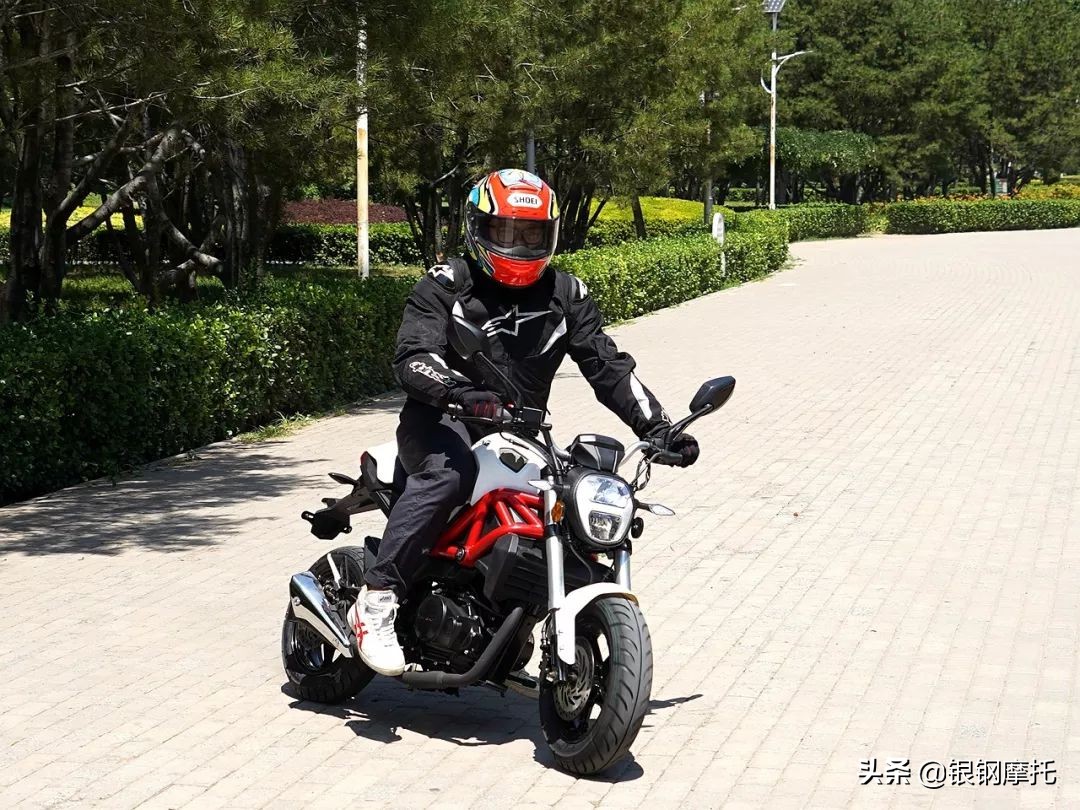 2018款银钢小怪兽125cc,银钢小怪兽yg150-23a电喷实测油耗