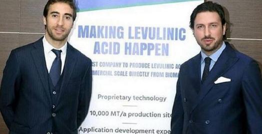 c罗捐300万美金建足球场,c罗投资一个亿到中国