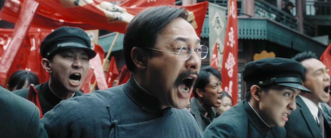 拿下3个第一，主演拍到生理承受极限，这样的电影，就该火向全国