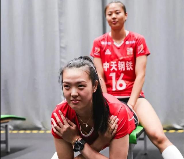 女排体测仰卧,女排摸高体测