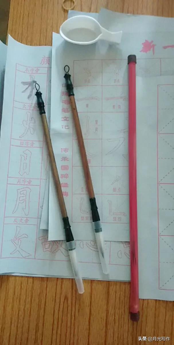 如何挑选毛笔的正确方法,毛笔入门选哪种毛笔