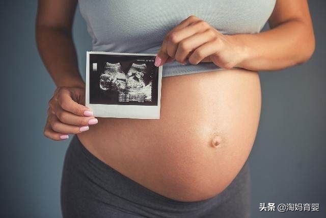 胎位什么时候能固定,怀双胞胎一般几周胎位开始固定