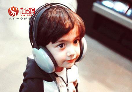 2019年寓意好的宝宝名字,2018年大气有前途的男孩名字