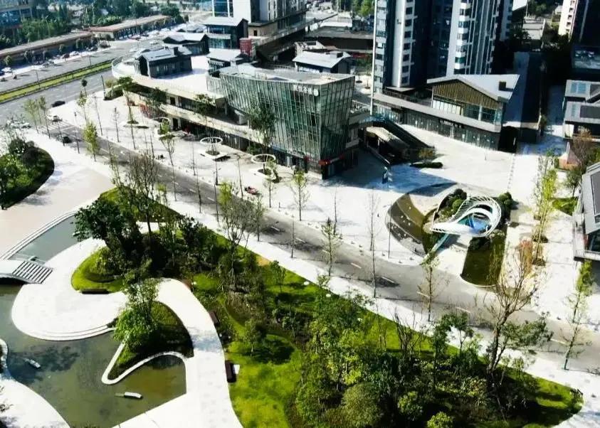 住在幸福中的感受,住在温馨的房间的感受