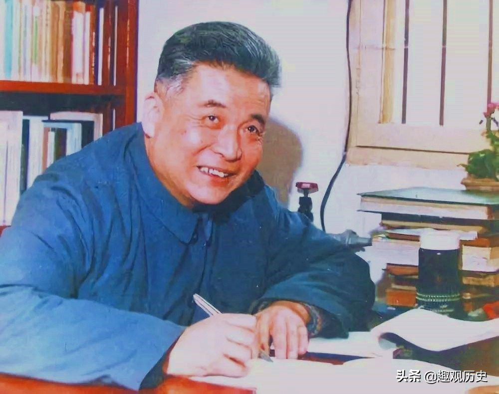 邓稼先发明两弹多少钱,邓稼先造两弹的经历