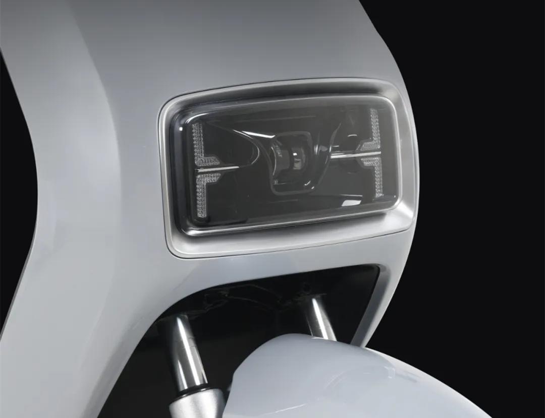 雅迪电动车48v24ah锂电池能跑多远,雅迪尚程电动车48v24ah锂电池版