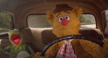 老年人租车,没有信用卡可以租车自驾吗