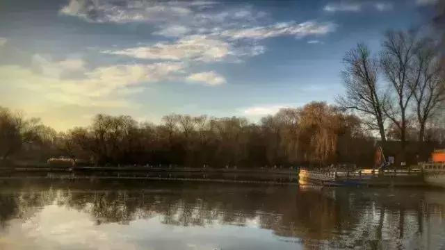 冬季山东山泉水最美最有韵味？济南山泉水美？泰山上下一片银白？