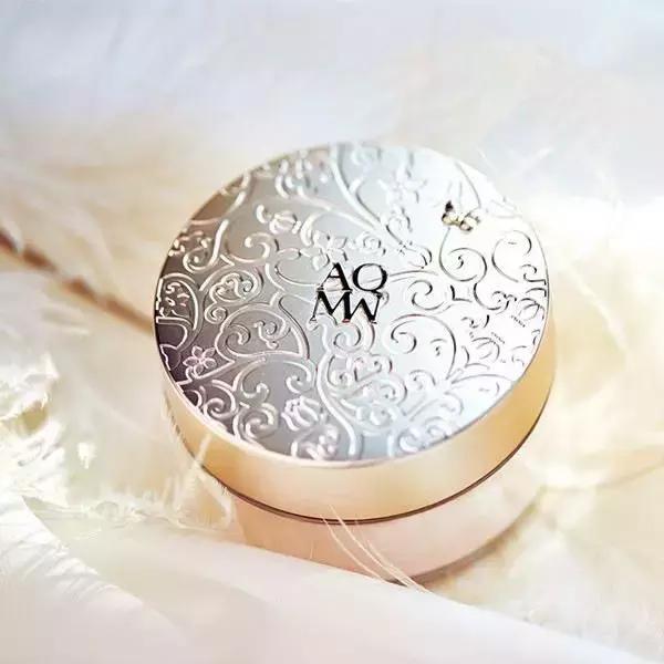 老是抱怨脱妆你选对定妆产品了吗,好用的大牌定妆产品