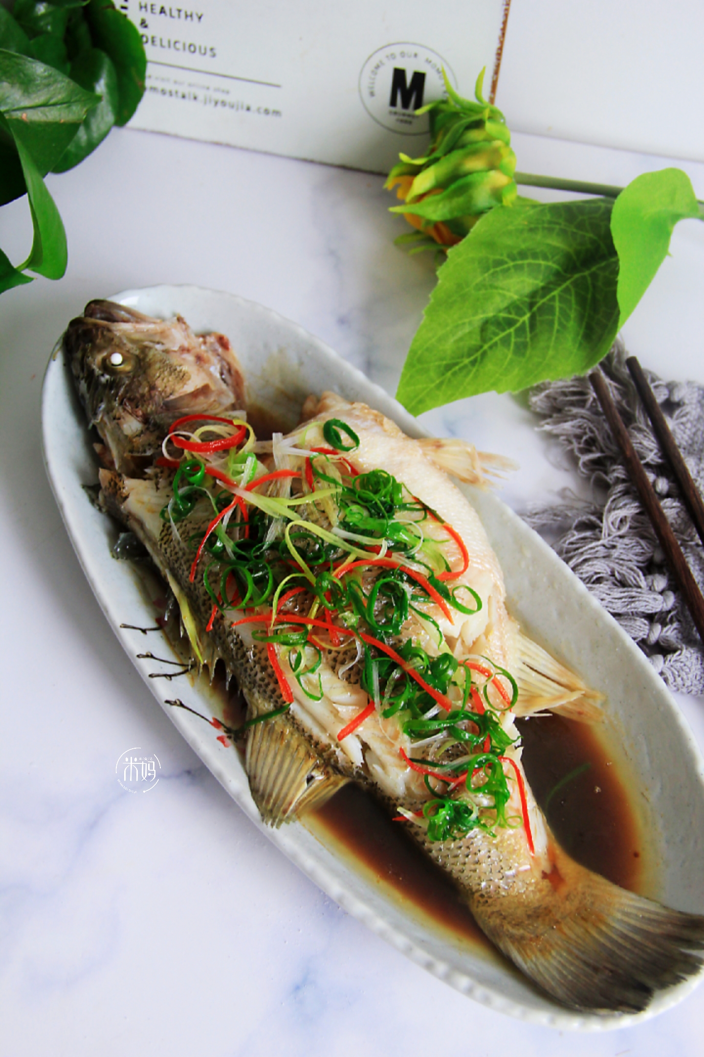 清蒸鱼的正确方法是冷水还是热水,清蒸鱼放盐腌或者直接蒸都不对