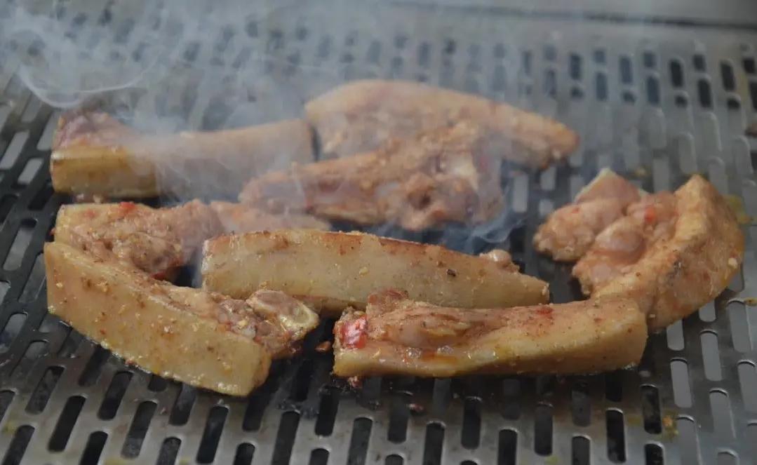 西昌市火盆烧烤前十名美食推荐,天府旅游美食