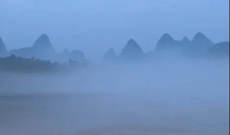 震撼的桂林山水视频,震撼大雾