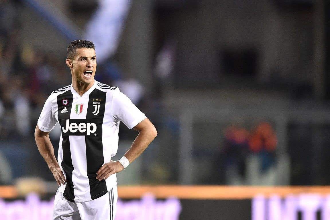 深度:725球仅是开始从边路到中路C罗的传奇生涯已引领时代