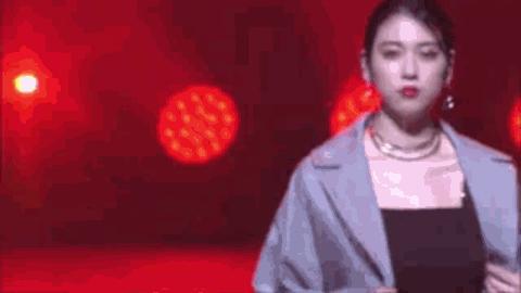 说好不哭mv为什么用三吉彩花,三吉彩花说好不哭的mv女主