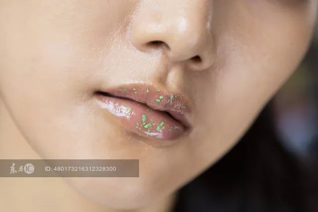 EIGSHOW丨鞠婧祎、李艺彤的仙女春夏妆容能让你美出新高度！