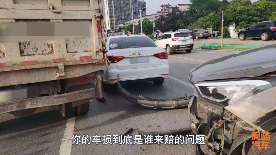 车灯自己改的撞坏了保险怎么赔,自己改的大灯被别人撞了怎么赔