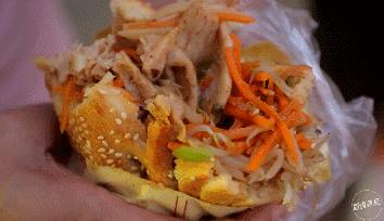 沉甸甸咧着口，每次遇到都排队，究竟是啥征服了吃货