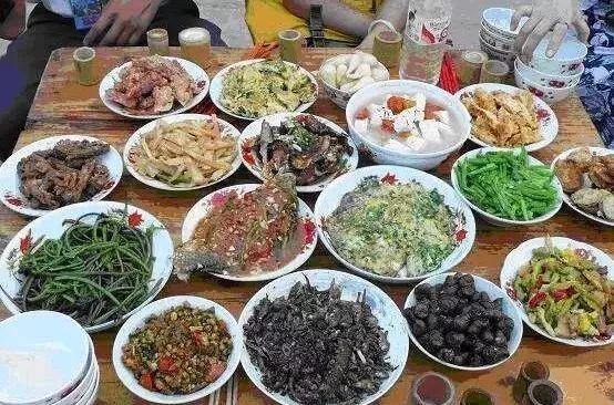 侗族饮食习俗,侗族饮食中哪四项最出名