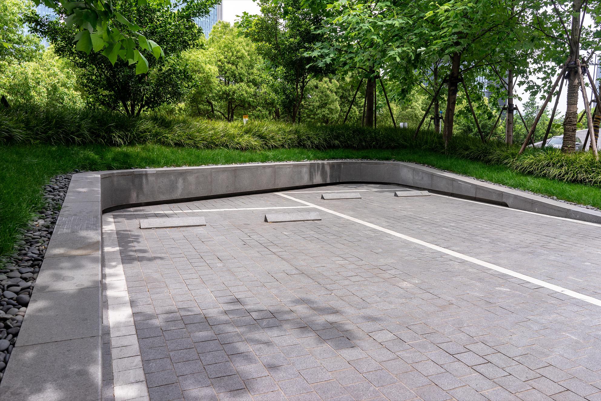 买房时车位要不要一起买,买房时要不要把车位一起买