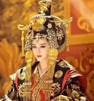 古法黄金手镯传承中的尊贵与优雅,宫廷古法黄金手镯