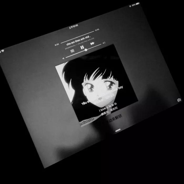 暗黑系朋友圈背景图高级质感,高冷背景图女生暗黑系