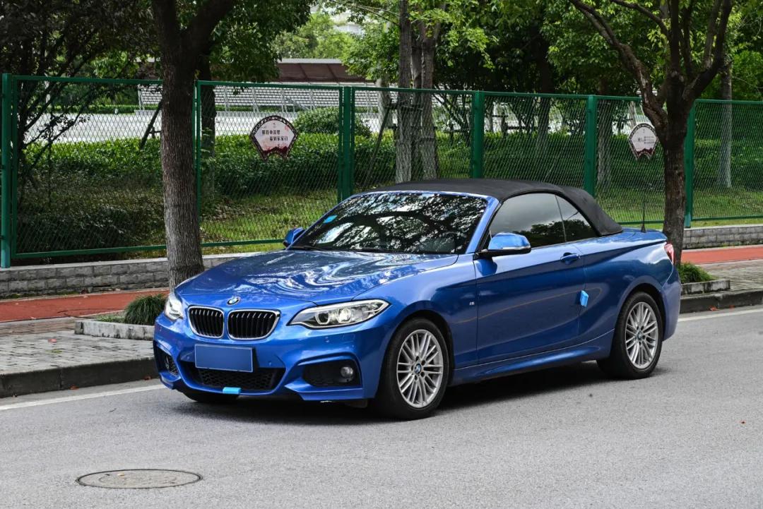 二手宝马220i七座旅行车价格,二手宝马敞篷220i