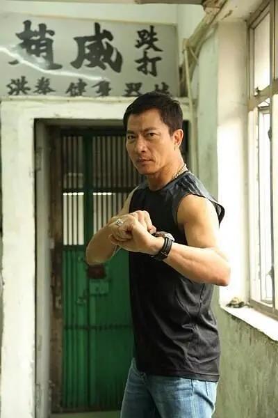 戚冠军张彻的第三代弟子,戚冠军和张彻