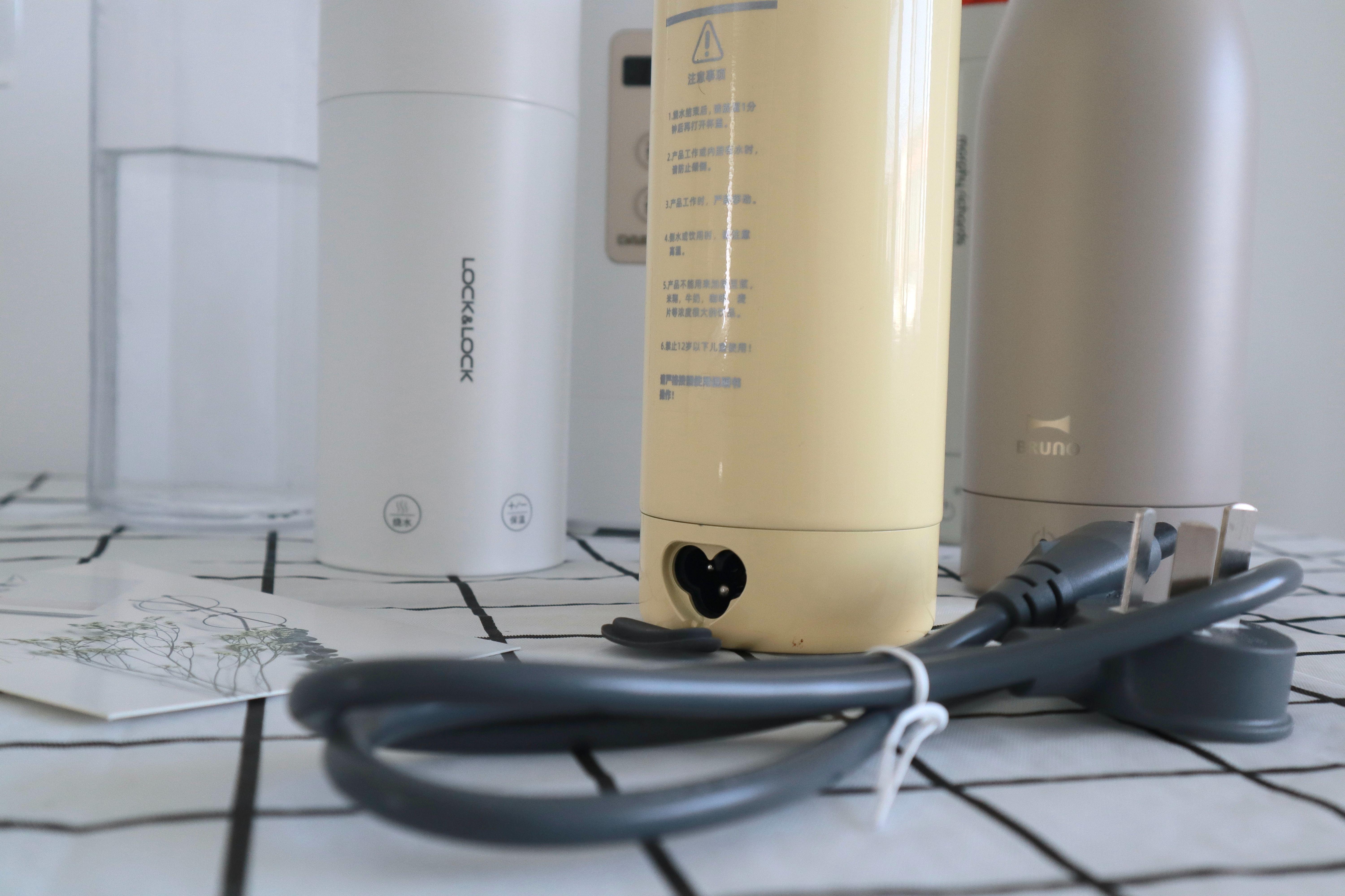 摩飞和东菱便携式烧水杯哪个好,摩飞东菱便携烧水杯测评