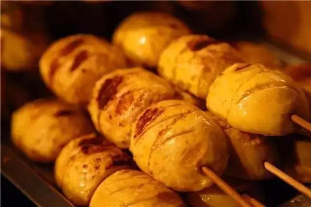 在北方搞烧烤怎么样,在东北只要能串就敢烤