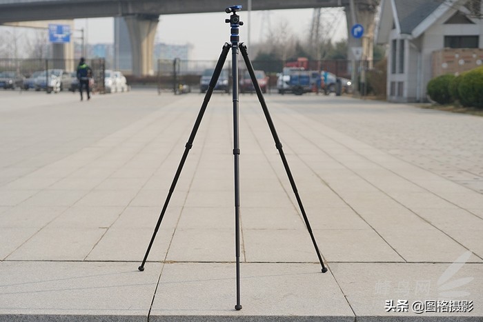 高性价比便携脚架百诺PA19AK套装试用