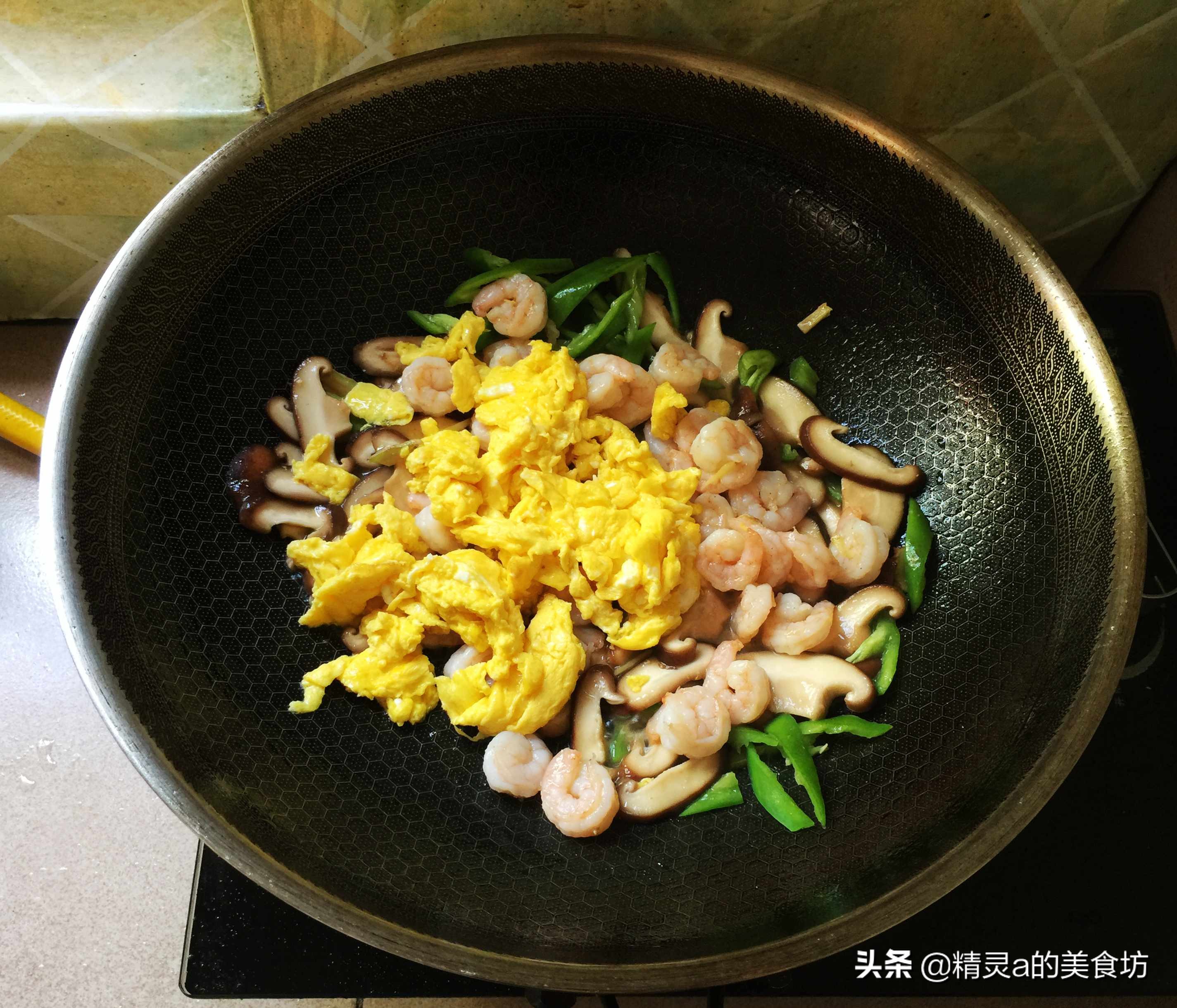 虾也可以这样做味道鲜美做法独特,虾就要这么做香气扑鼻好吃又营养