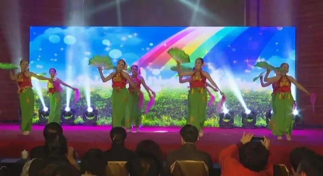 醉美冰雪季,醉美冰雪世界完整视频